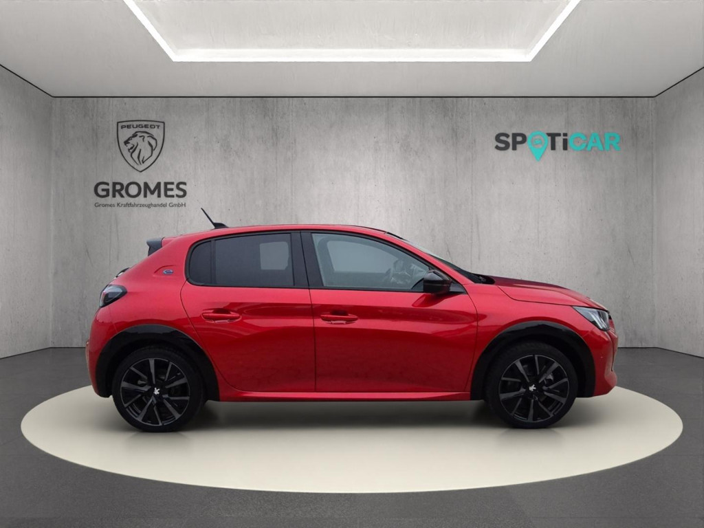 Peugeot e-208