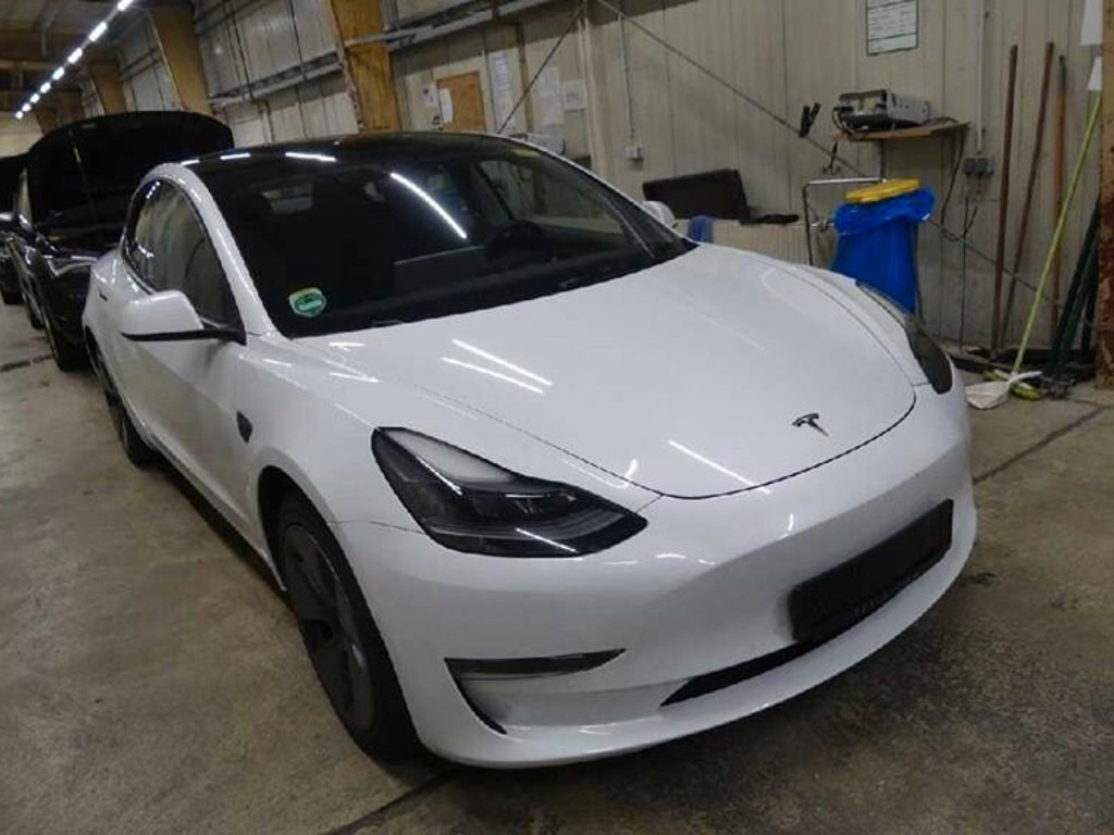Tesla Model 3 Long Range Dual Motor AWD