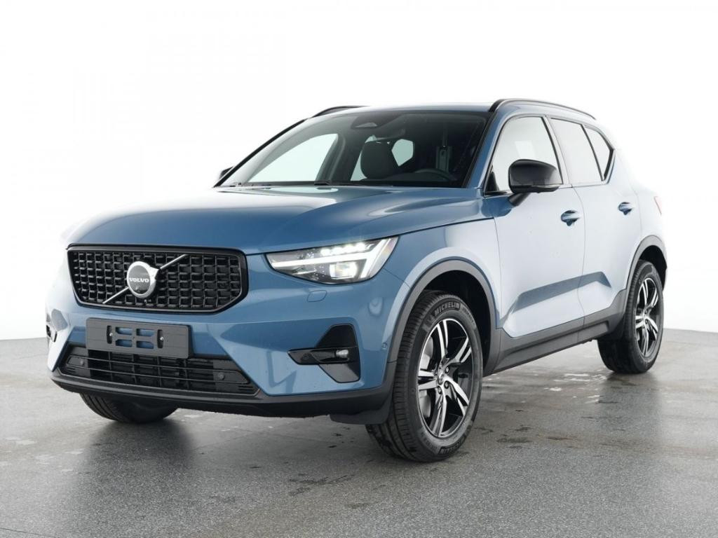 Volvo XC40 Plus Dark