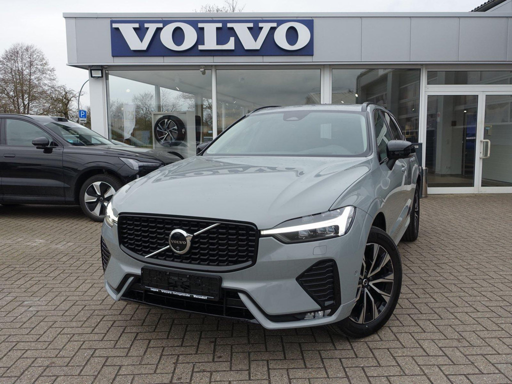 Volvo XC60 AWD Plus Dark