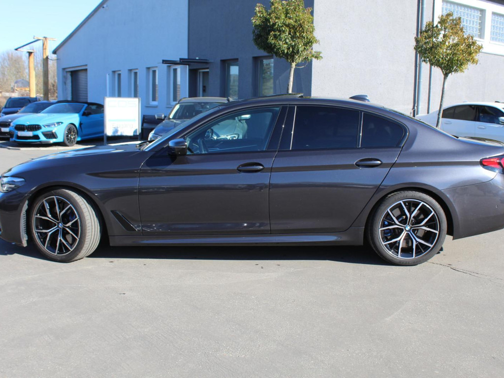 BMW 5 Serie 550 xDrive Sedan 550i