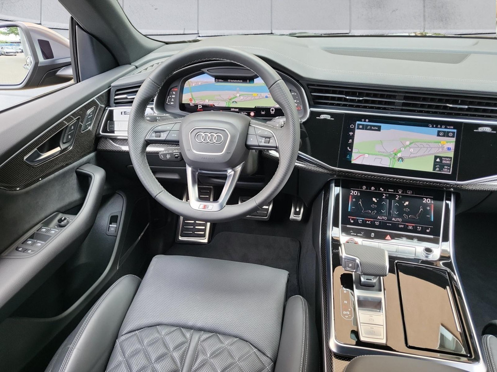 Audi SQ8