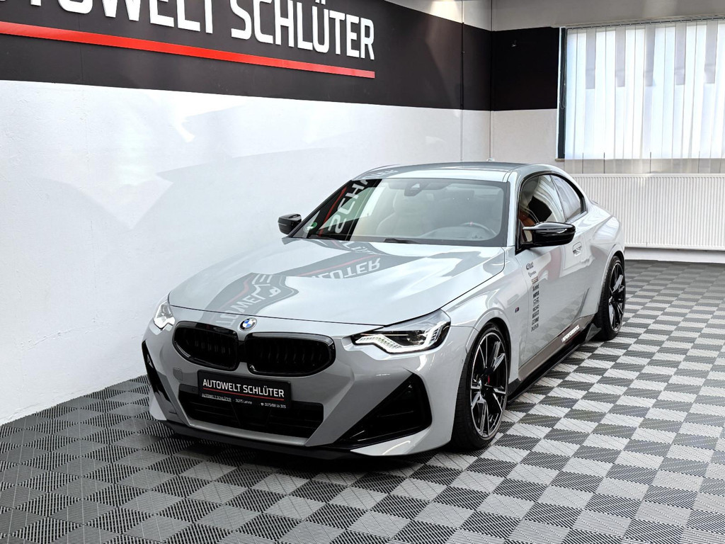 BMW M2 xDrive