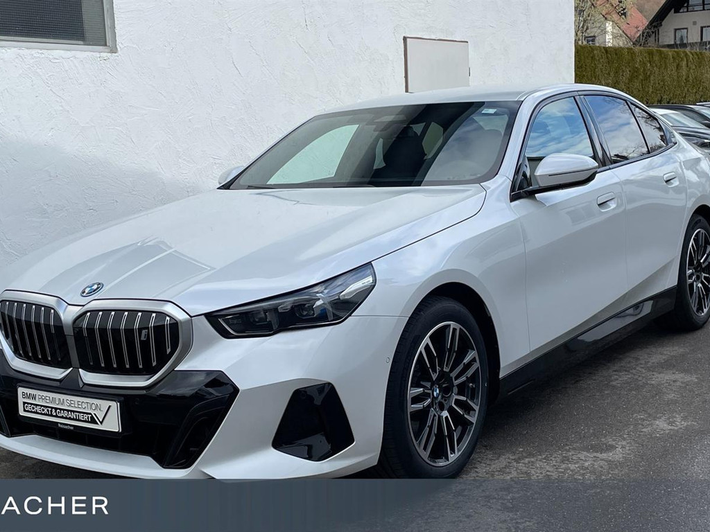 BMW i5 M-Sport Sedan eDrive40