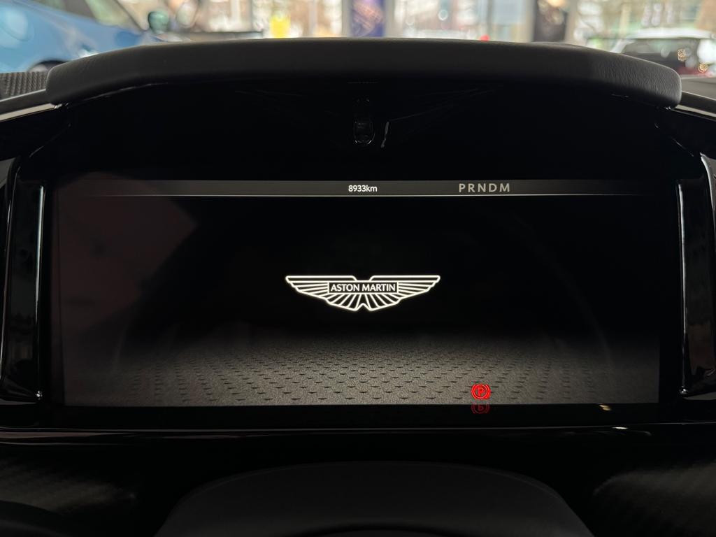 Aston Martin V8 Vantage