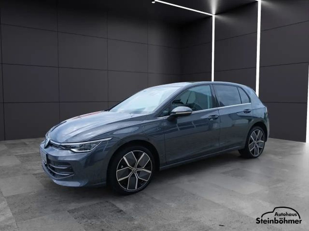 Volkswagen Golf Style eHybrid IQ.Drive