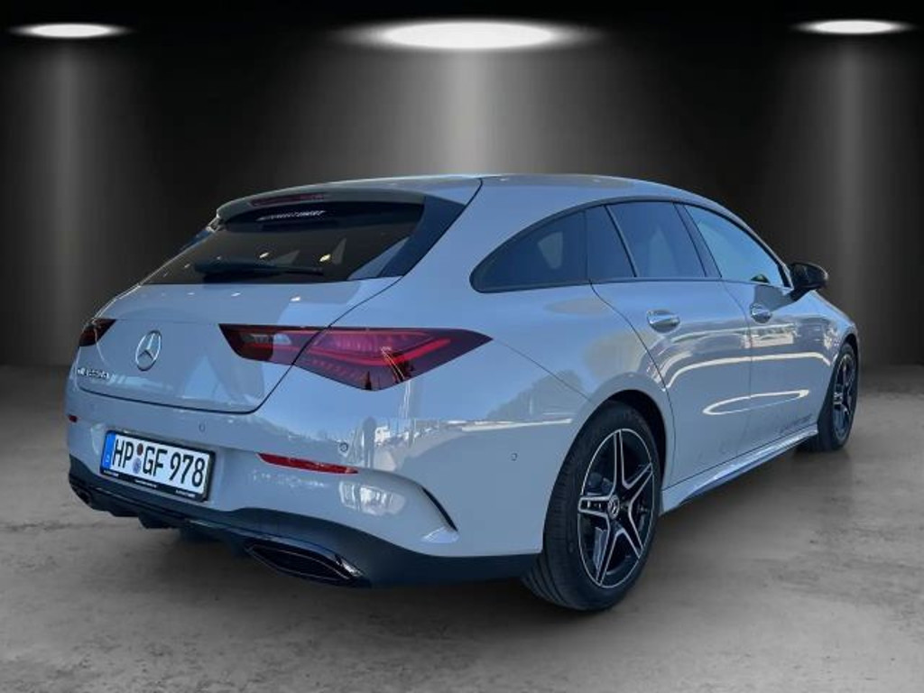 Mercedes-Benz CLA-Klasse CLA 220 AMG Line Shooting Brake CLA 220 d