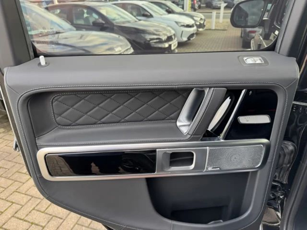 Mercedes-Benz G-Klasse