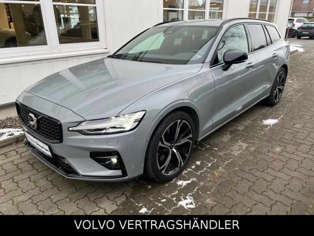 Volvo V60 Plus Dark