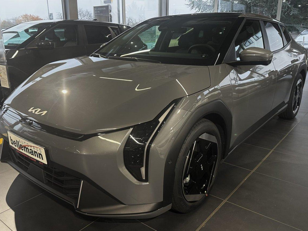 Kia EV4 Fastback 81.4 kWh