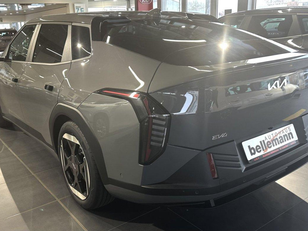 Kia EV4