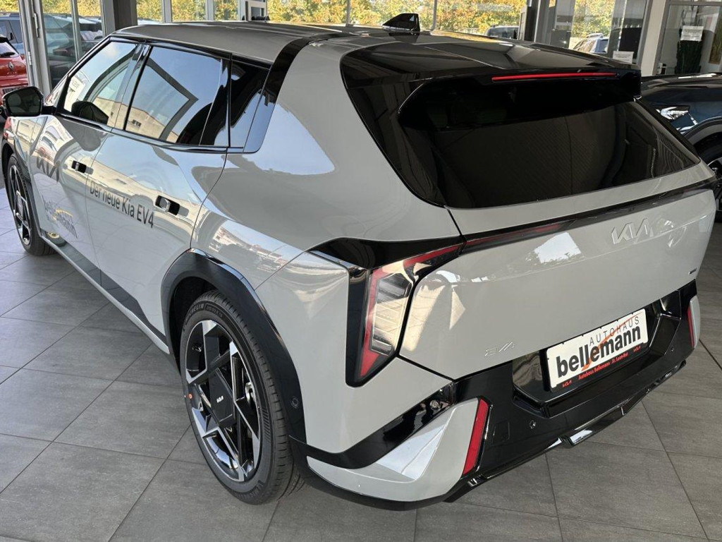 Kia EV4