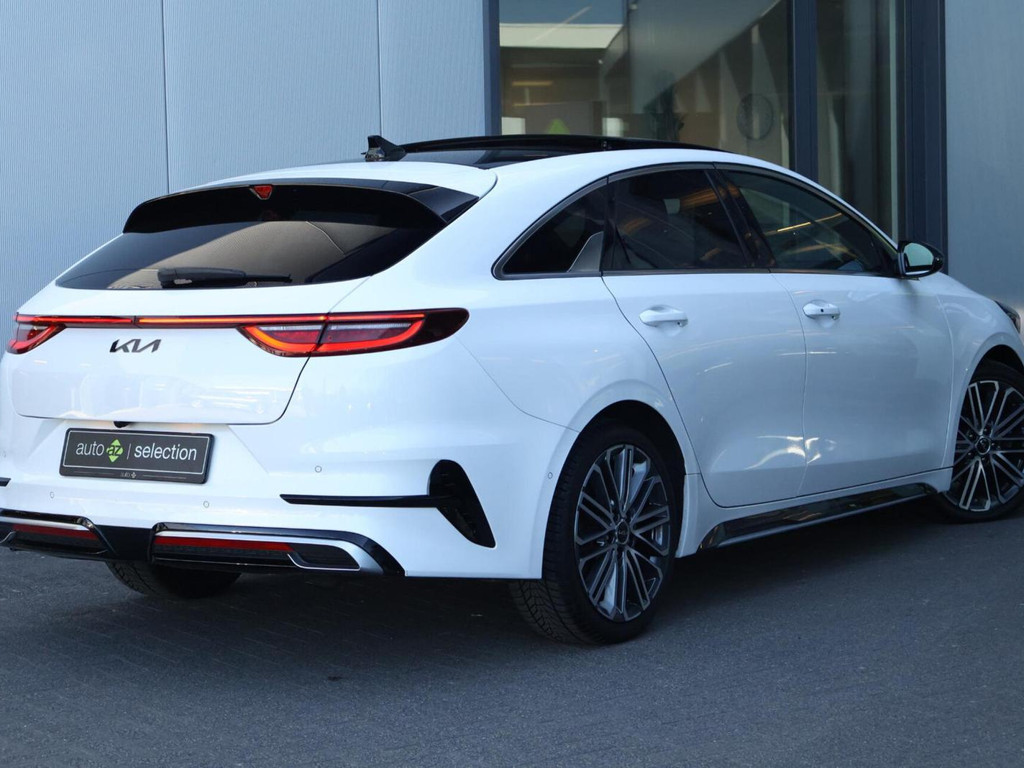 Kia ProCeed