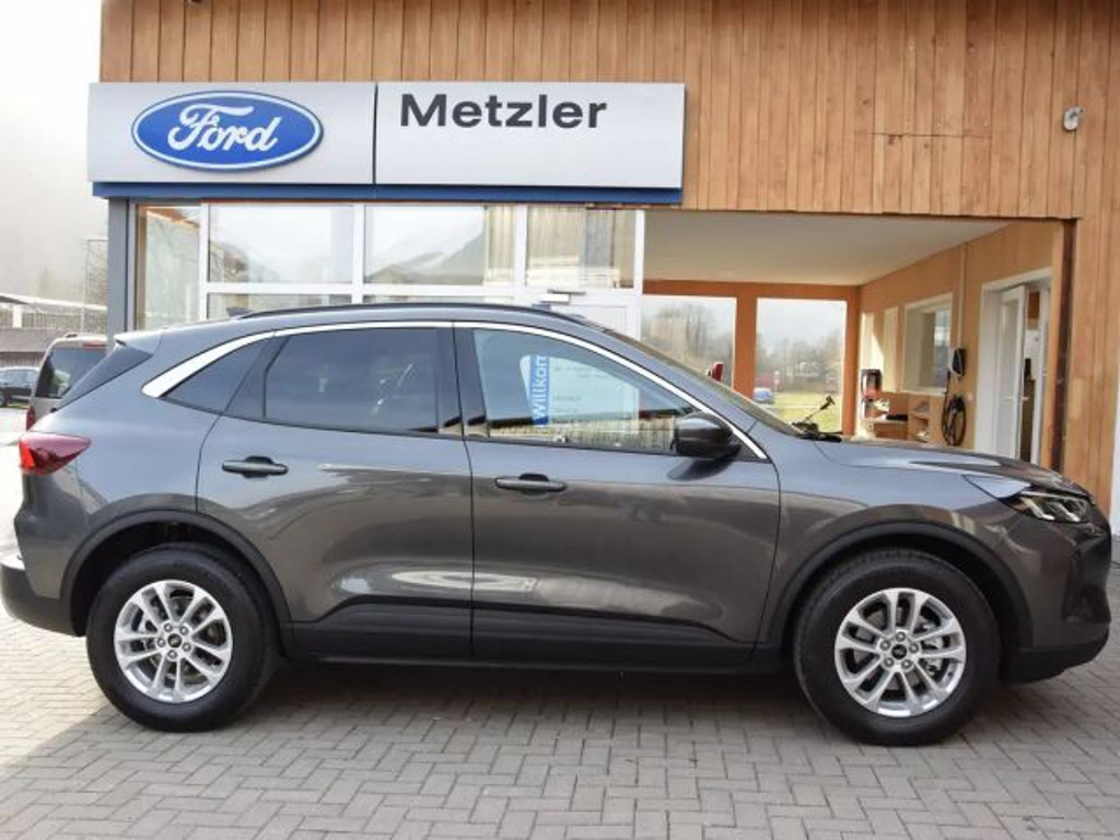 Ford Kuga Hybrid AWD