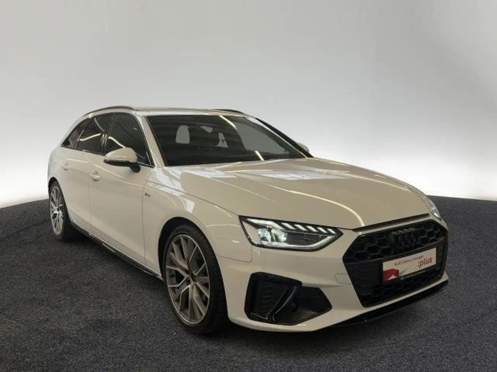 Audi A4 S-Line 35 TFSI