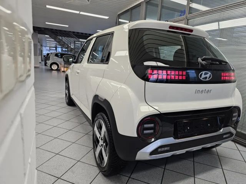 Hyundai INSTER