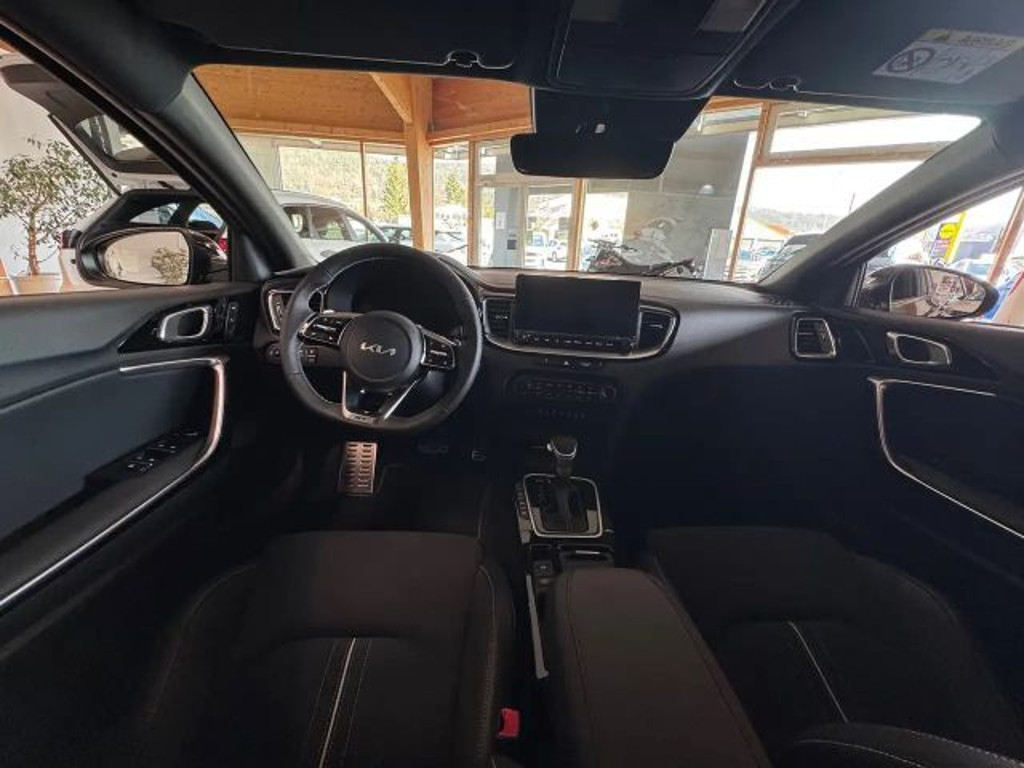 Kia ProCeed