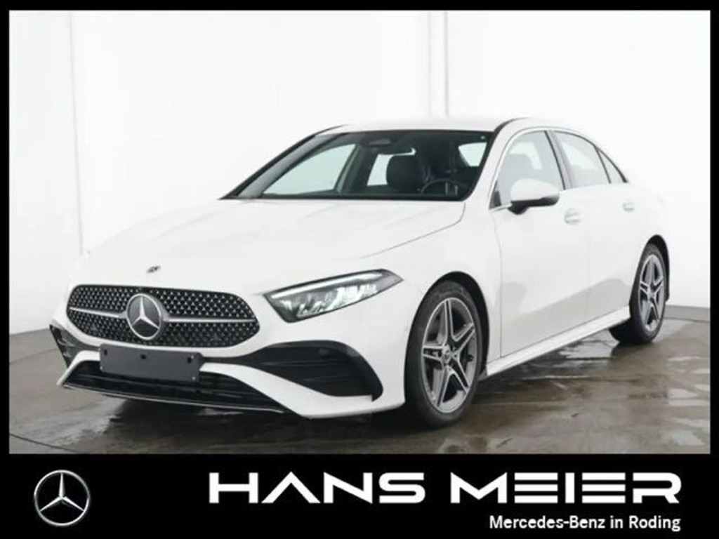 Mercedes-Benz A-Klasse A 200 AMG Line A 200 d