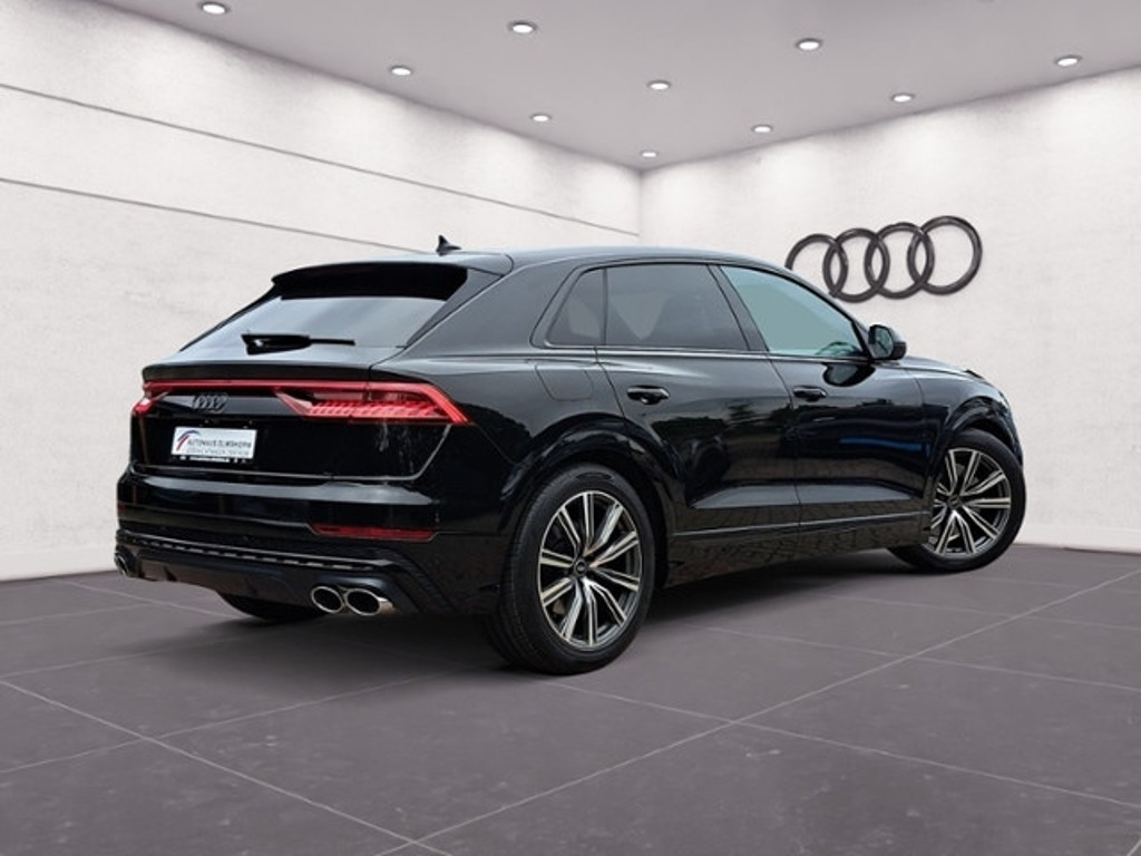 Audi SQ8