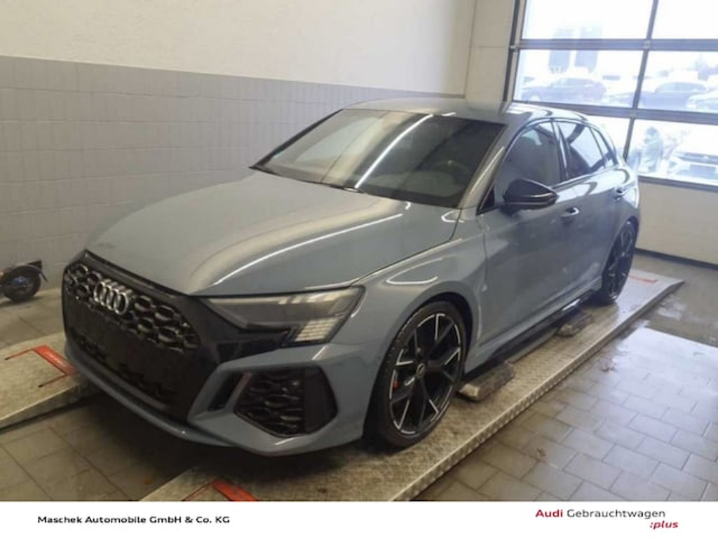 Audi RS3 Sportback Quattro S-Tronic