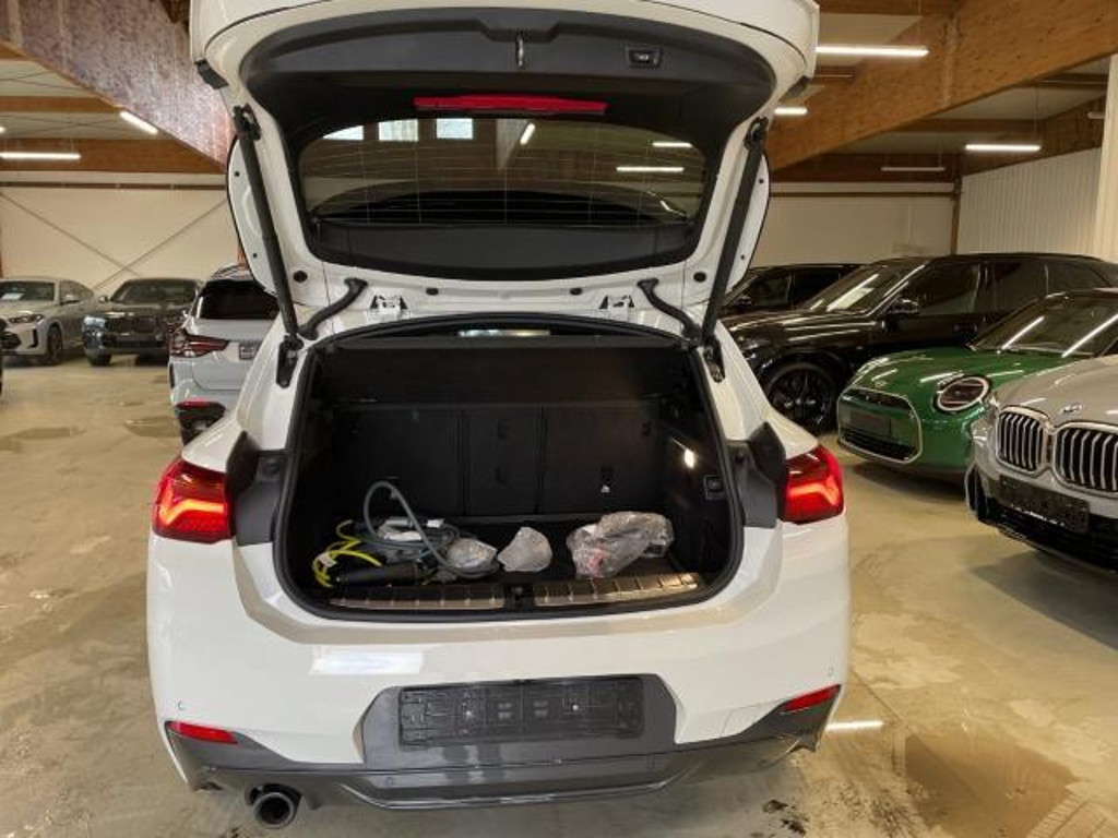 BMW X2 xDrive25e
