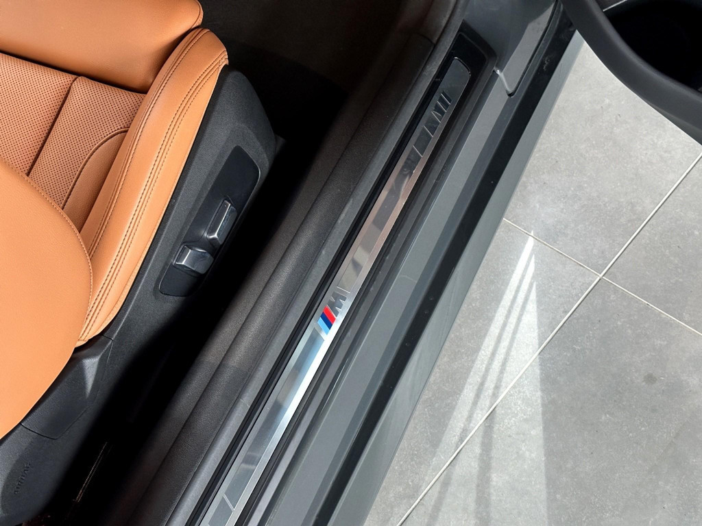 BMW M440