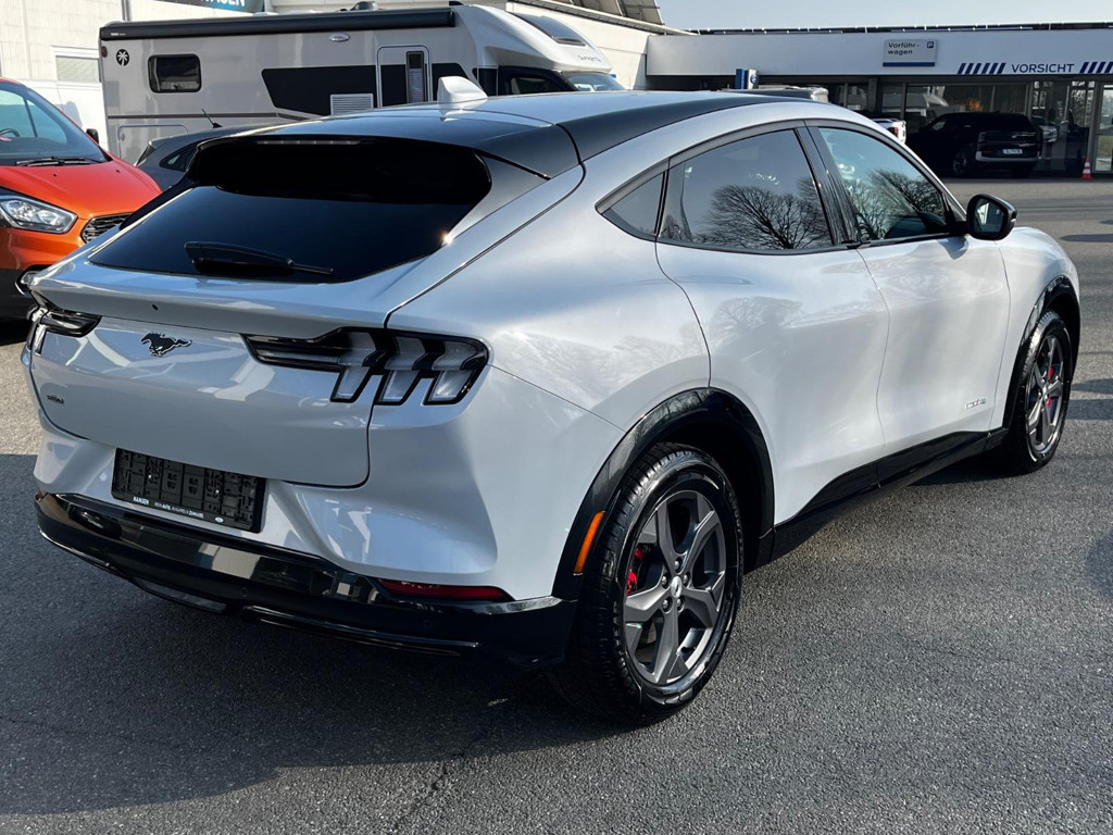 Ford Mustang Mach-E