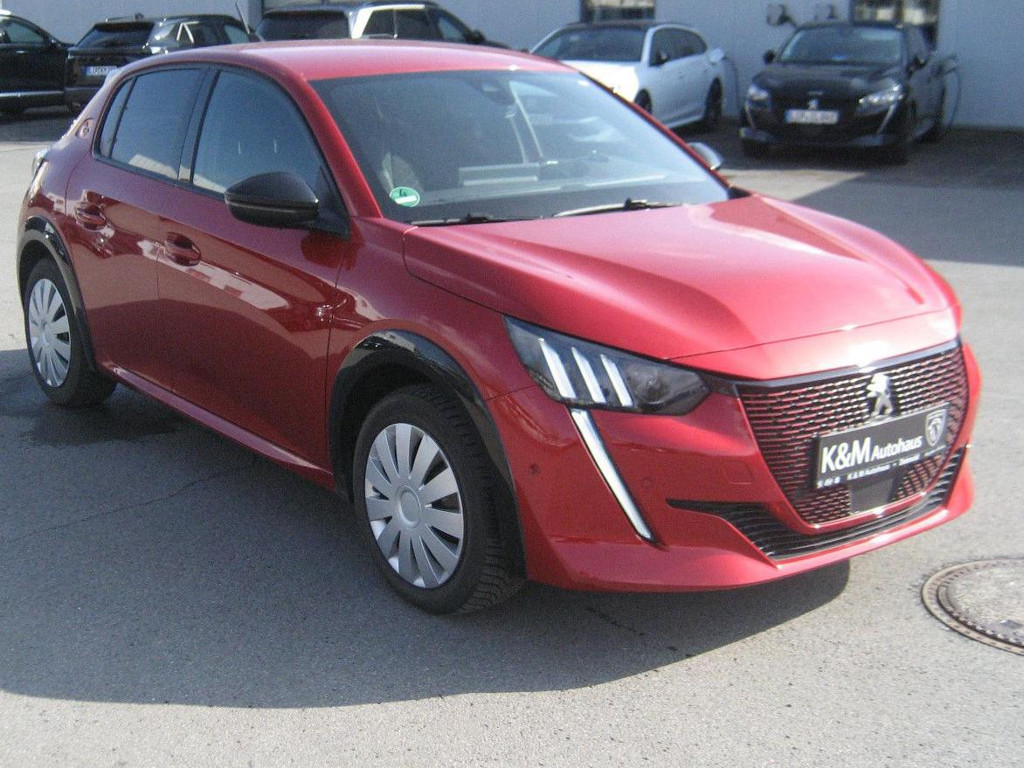 Peugeot e-208