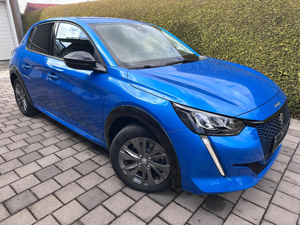 Peugeot e-208 Allure Pack