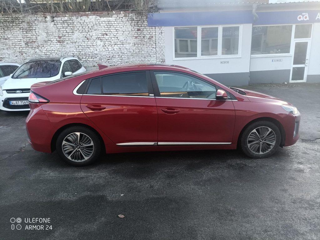 Hyundai Ioniq