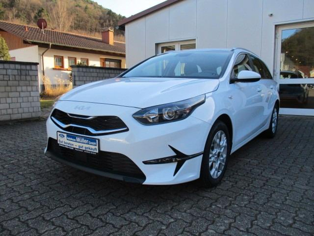 Kia Ceed CRDi Hybrid Vision