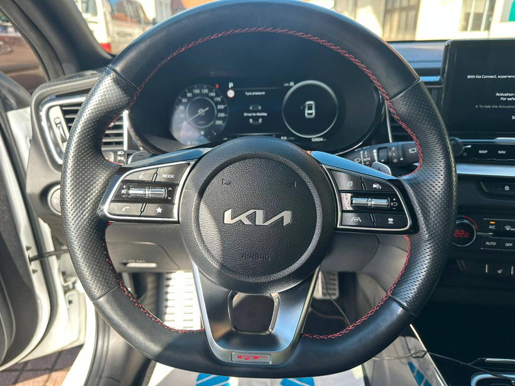 Kia ProCeed