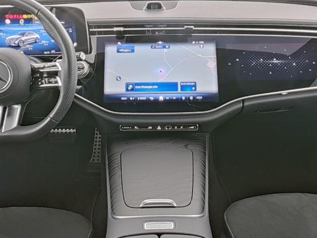 Mercedes-Benz E-Klasse E 220 4MATIC AMG Line E 220 d Sedan