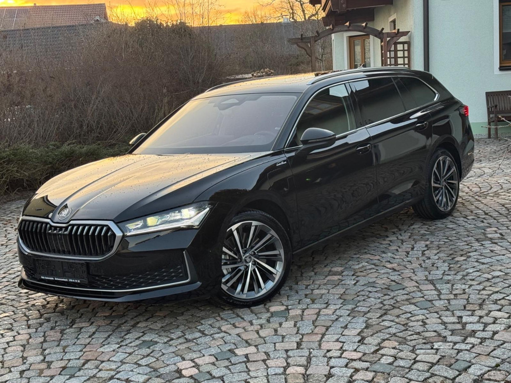 Skoda Superb Combi iV 1.5 TSI