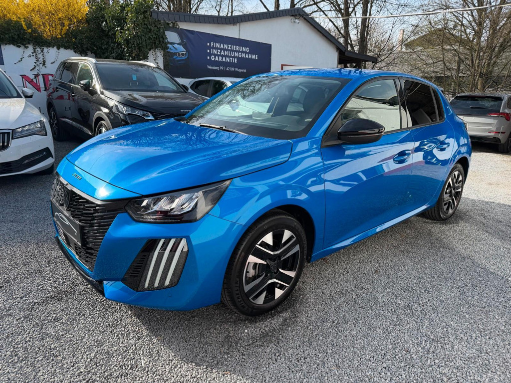 Peugeot e-208