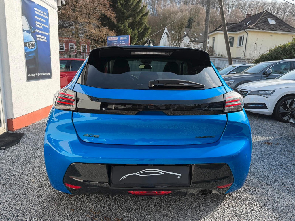 Peugeot e-208