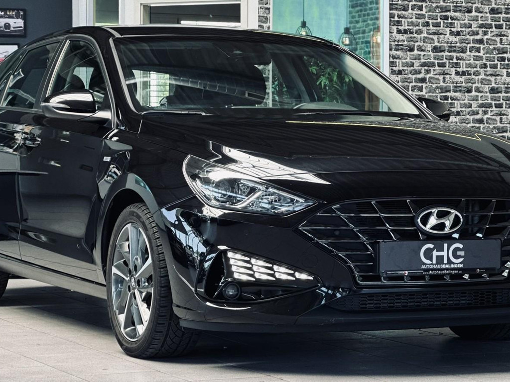 Hyundai i30 Trend Hybrid