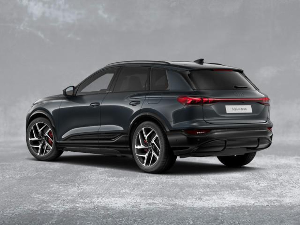 Audi SQ6 e-tron
