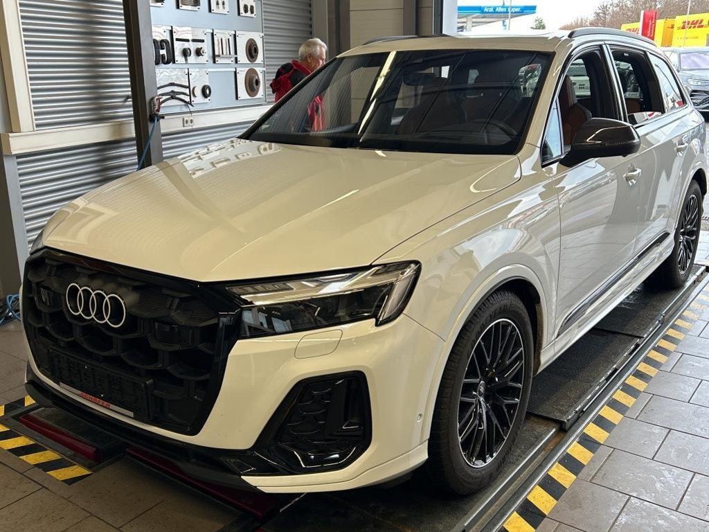 Audi Q7 Quattro S-Line 50 TDI