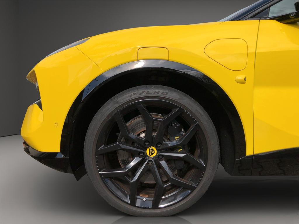 Lotus Eletre