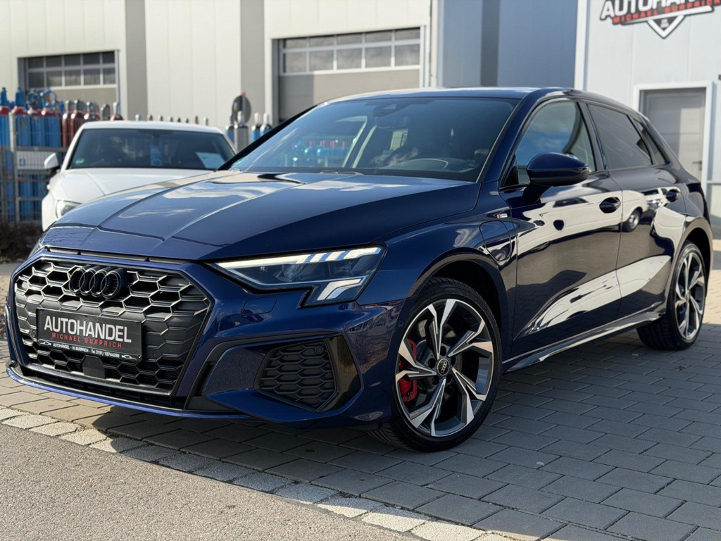 Audi A3 Sportback Sedan S-Line Sport Hybride