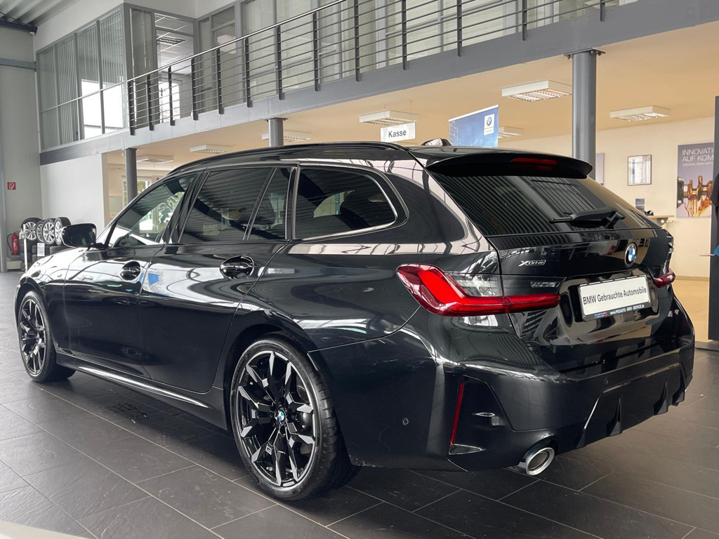 BMW 3 Serie 330 M-Sport xDrive Touring 330i