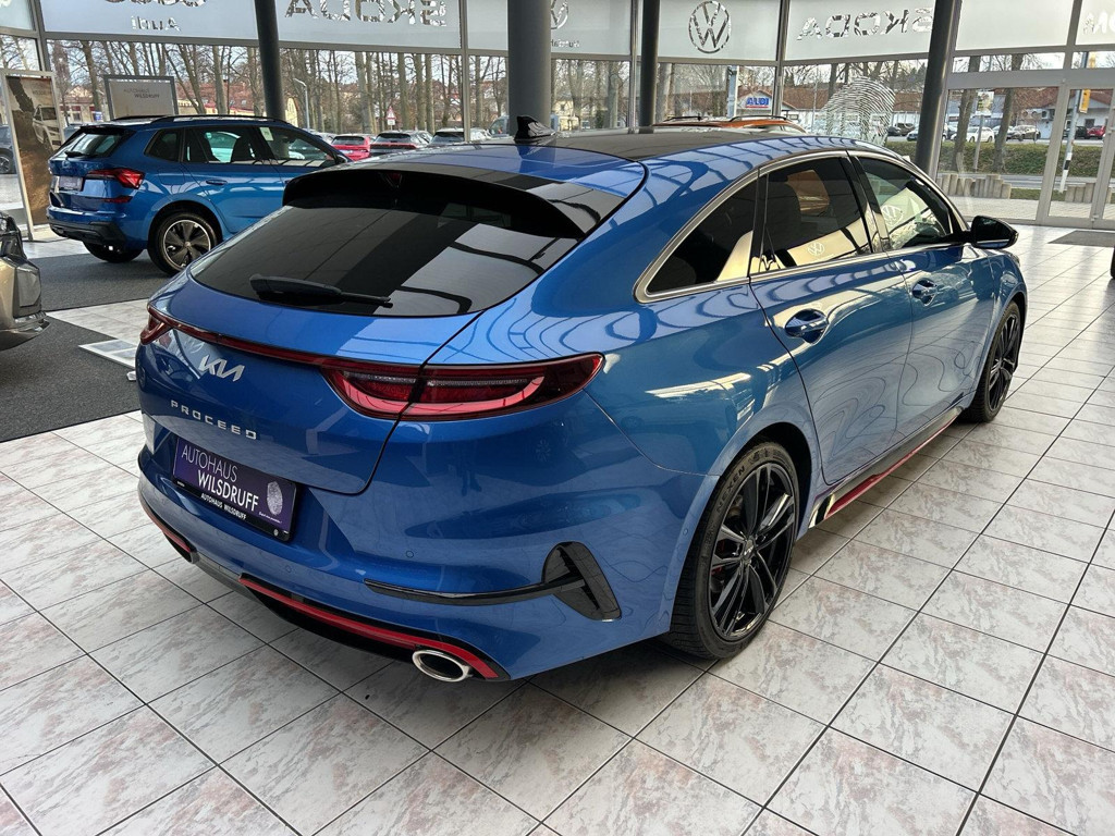 Kia ProCeed