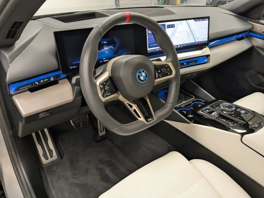 BMW i5