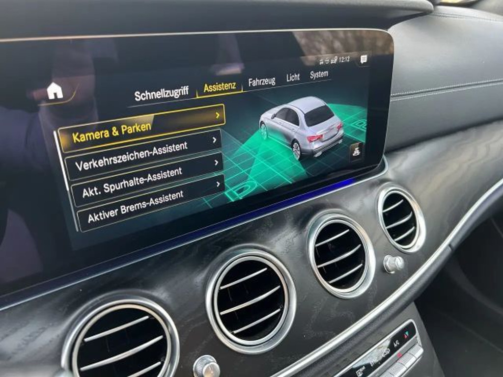 Mercedes-Benz E-Klasse