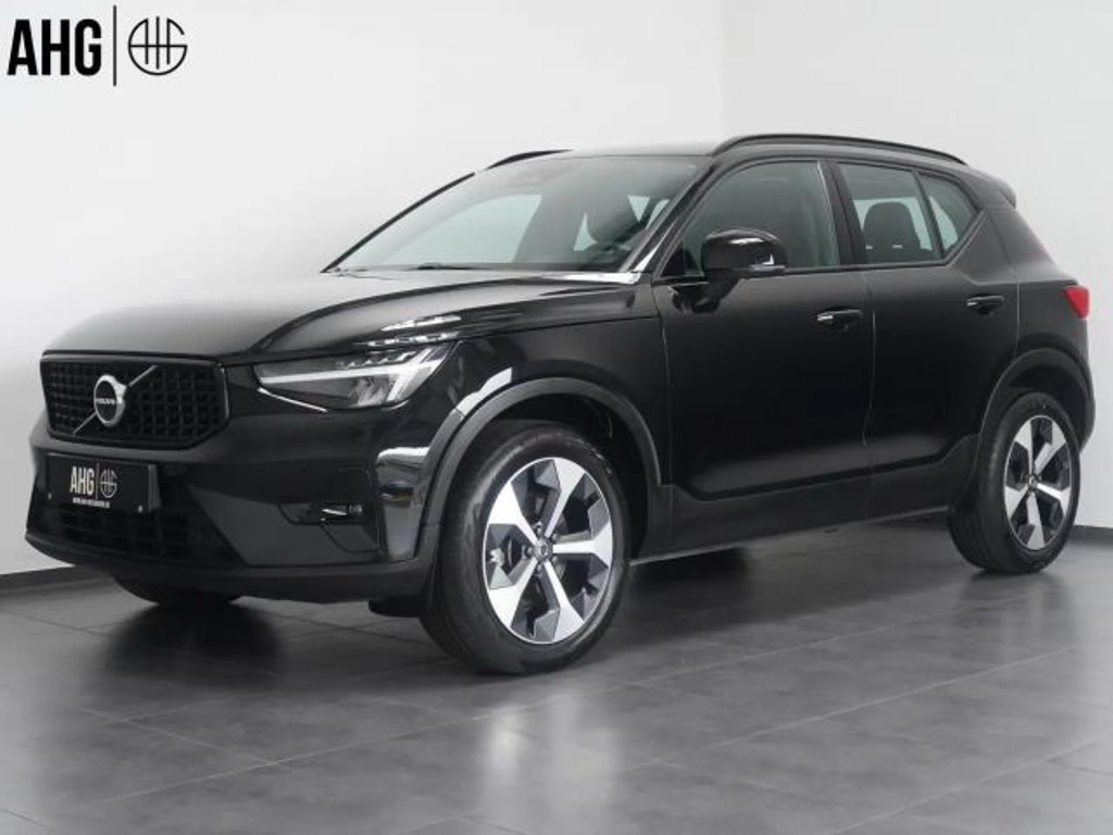 Volvo XC40 Plus Dark