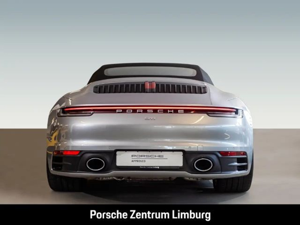 Porsche 992