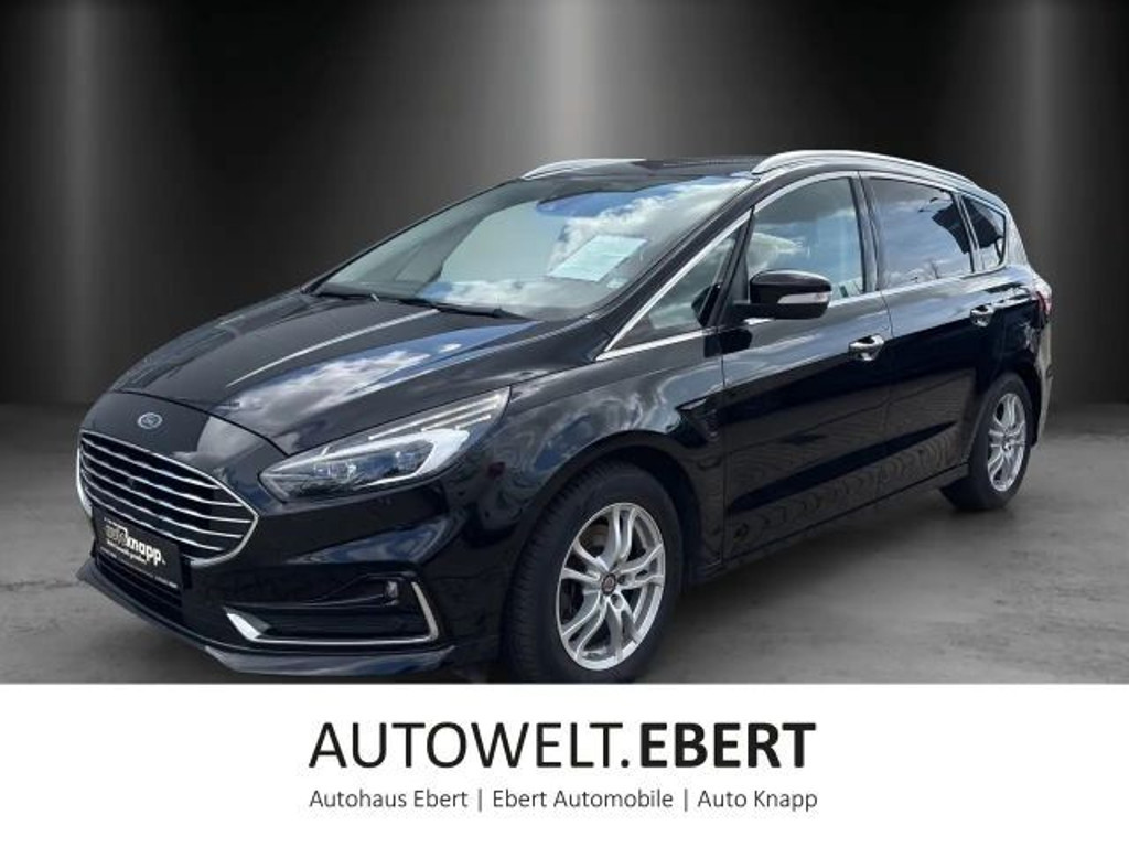 Ford S-Max Titanium