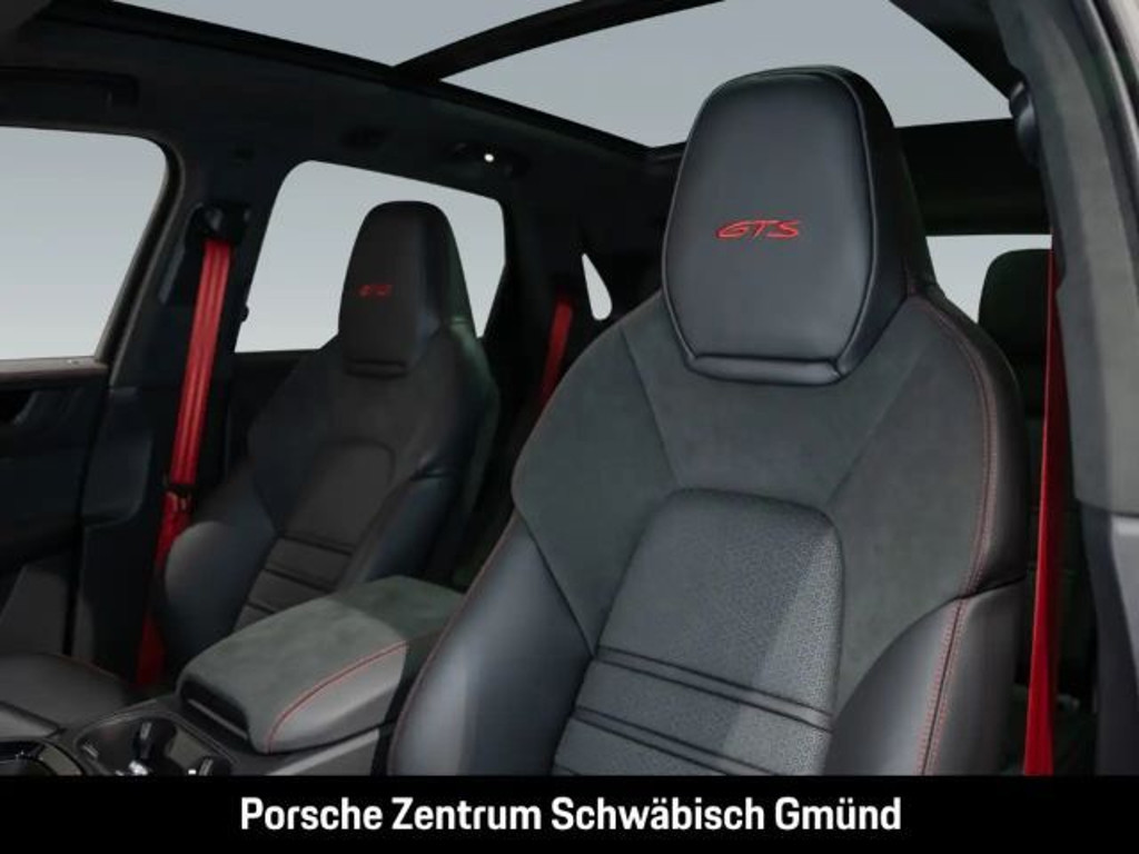 Porsche Cayenne GTS