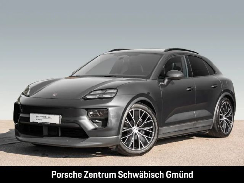 Porsche Macan 4